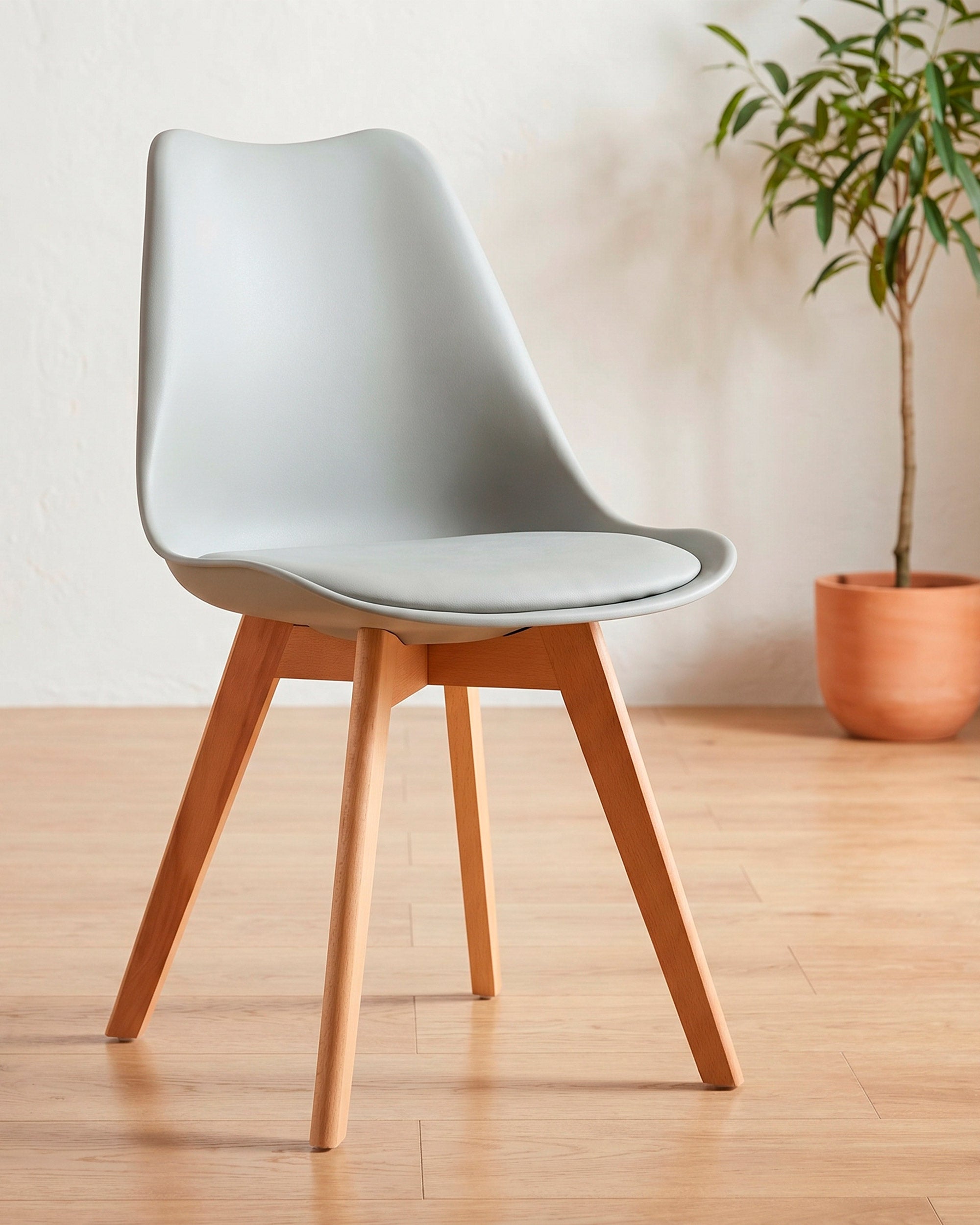 SOPHIE Chair