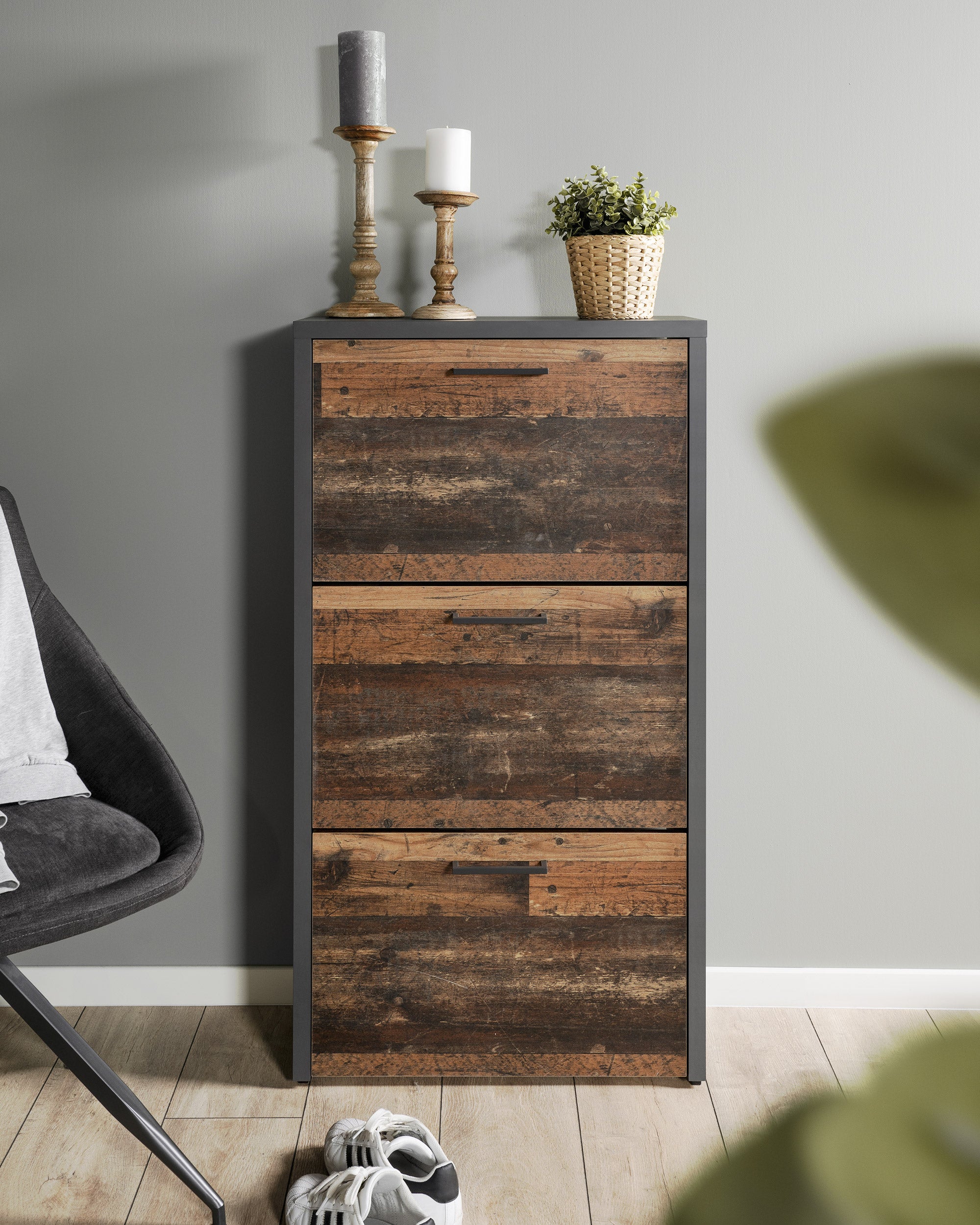 FULDA 3-door shoe cabinet