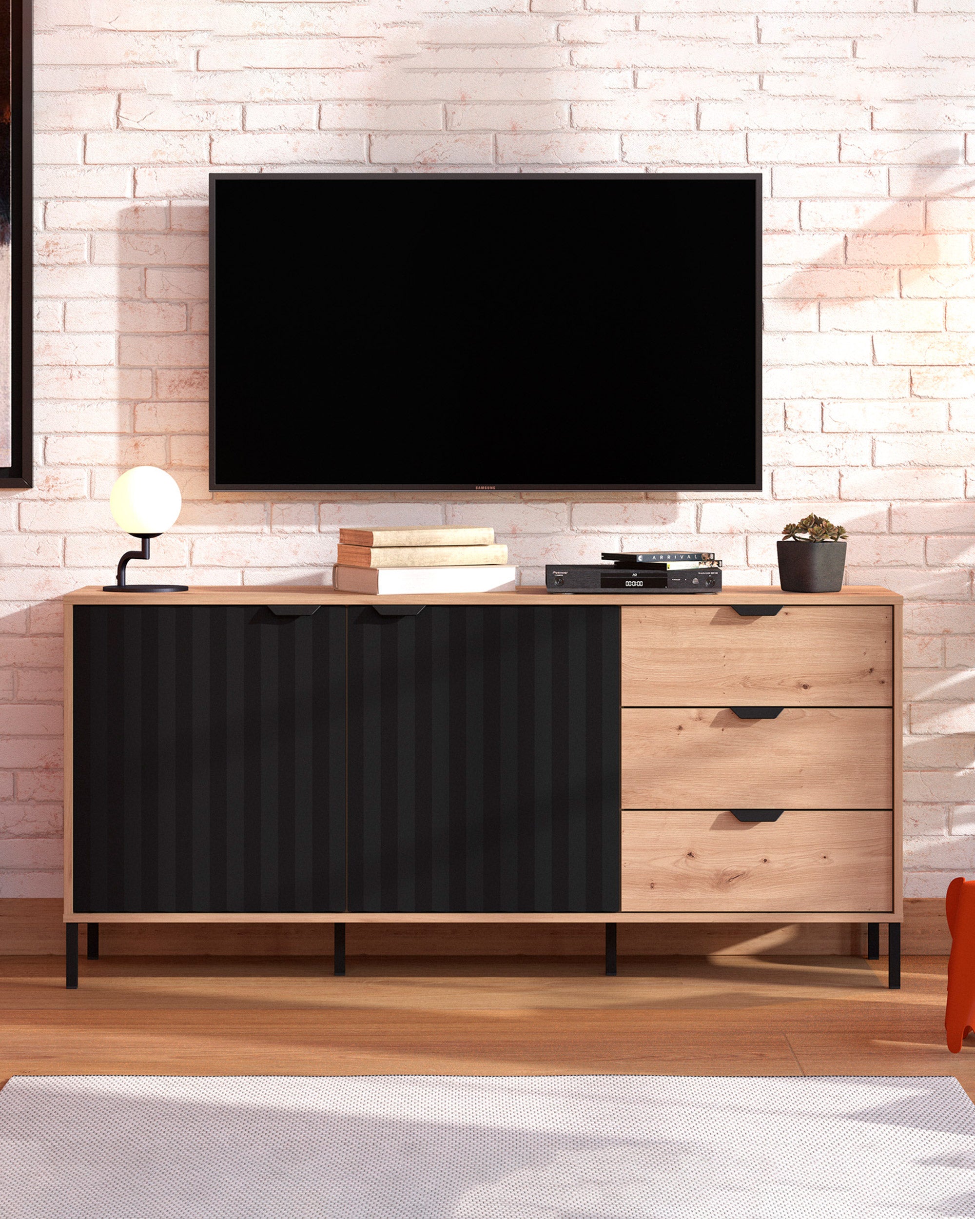 VANDEA sideboard with 2 doors and 3 drawers