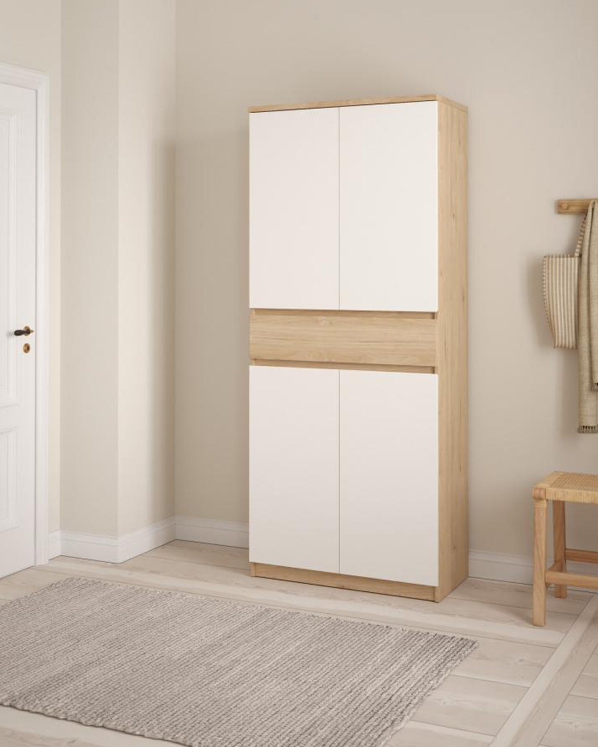 NEW MATRIX II Shoe cabinet with 4 doors and 1 drawer