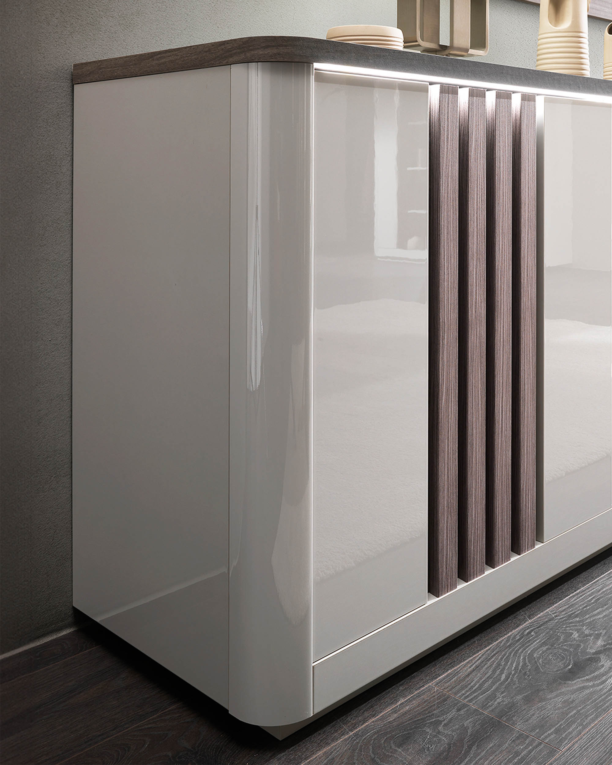 PESARO Sideboard with LED (210cm)