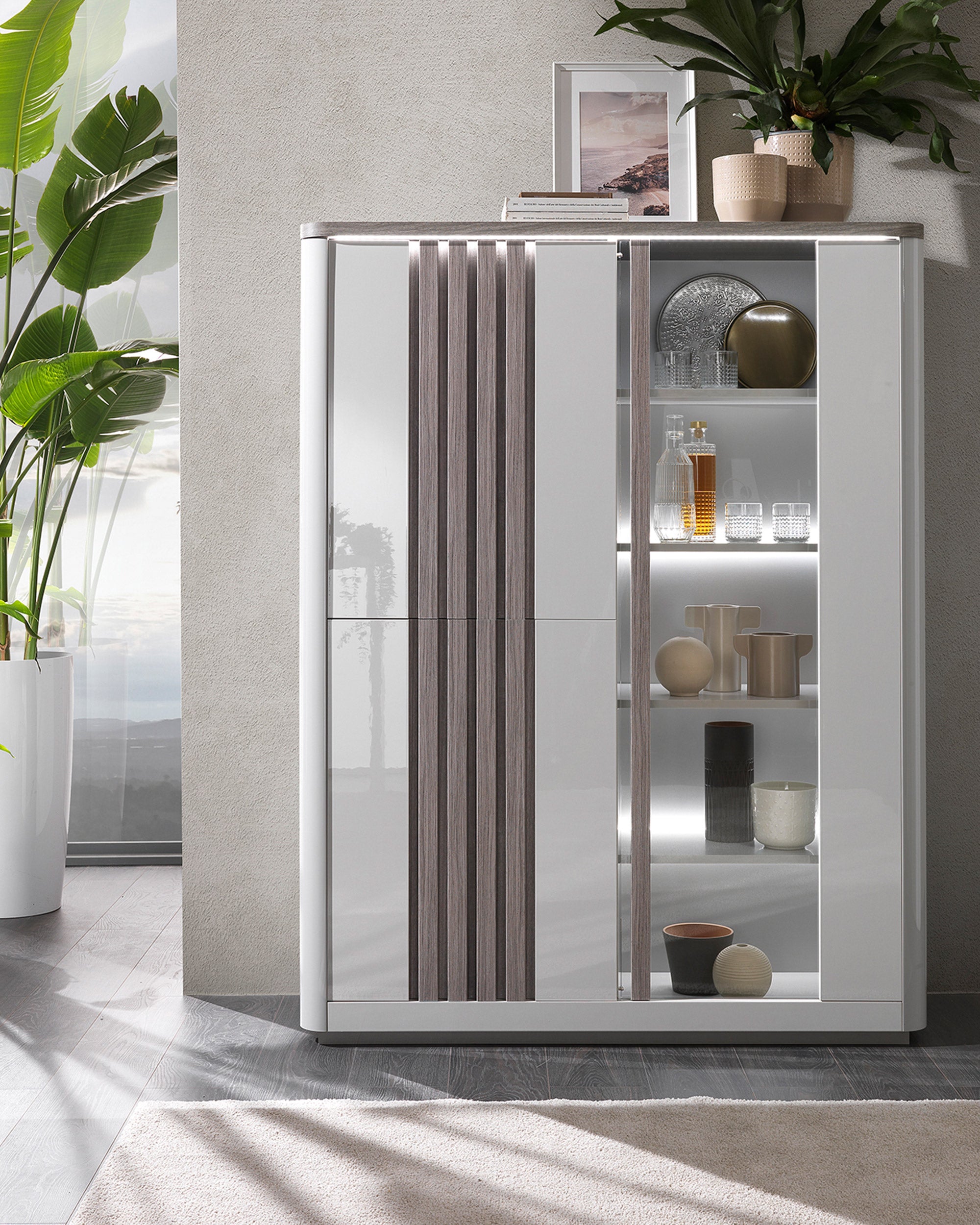 PESARO display cabinet with 3 doors and LED lighting
