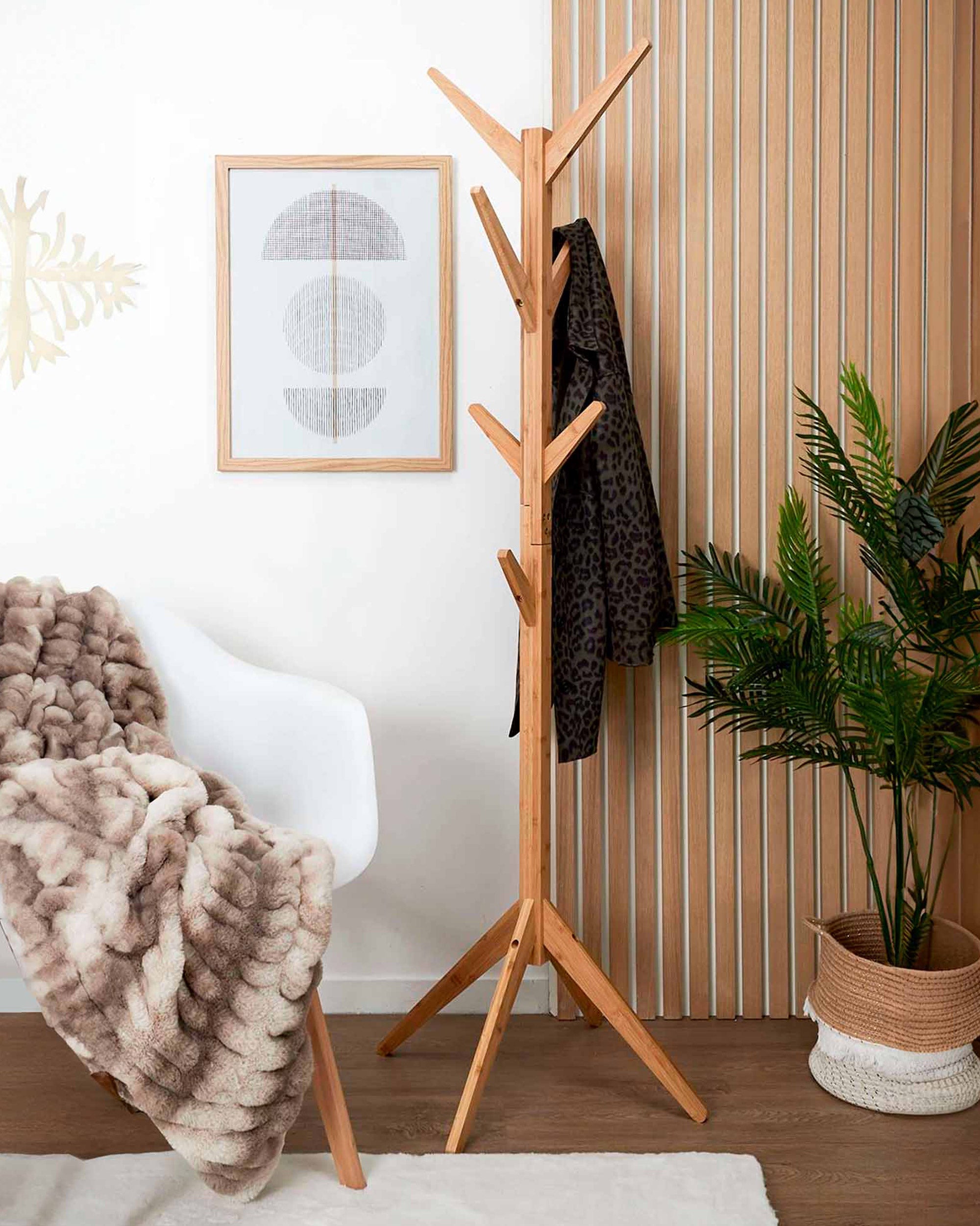 OLMO Coat Rack