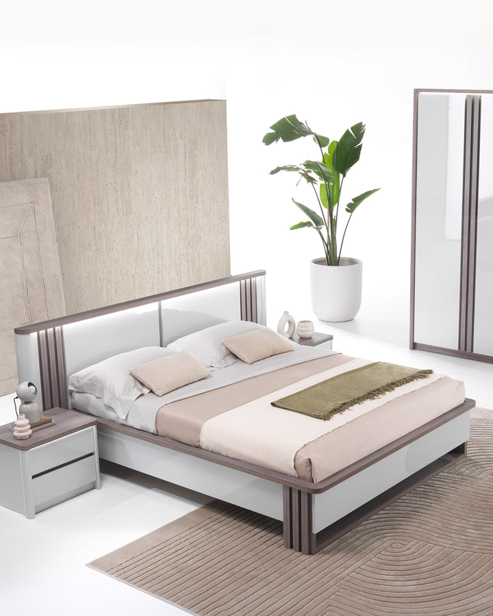 Cama de casal PESARO com LED