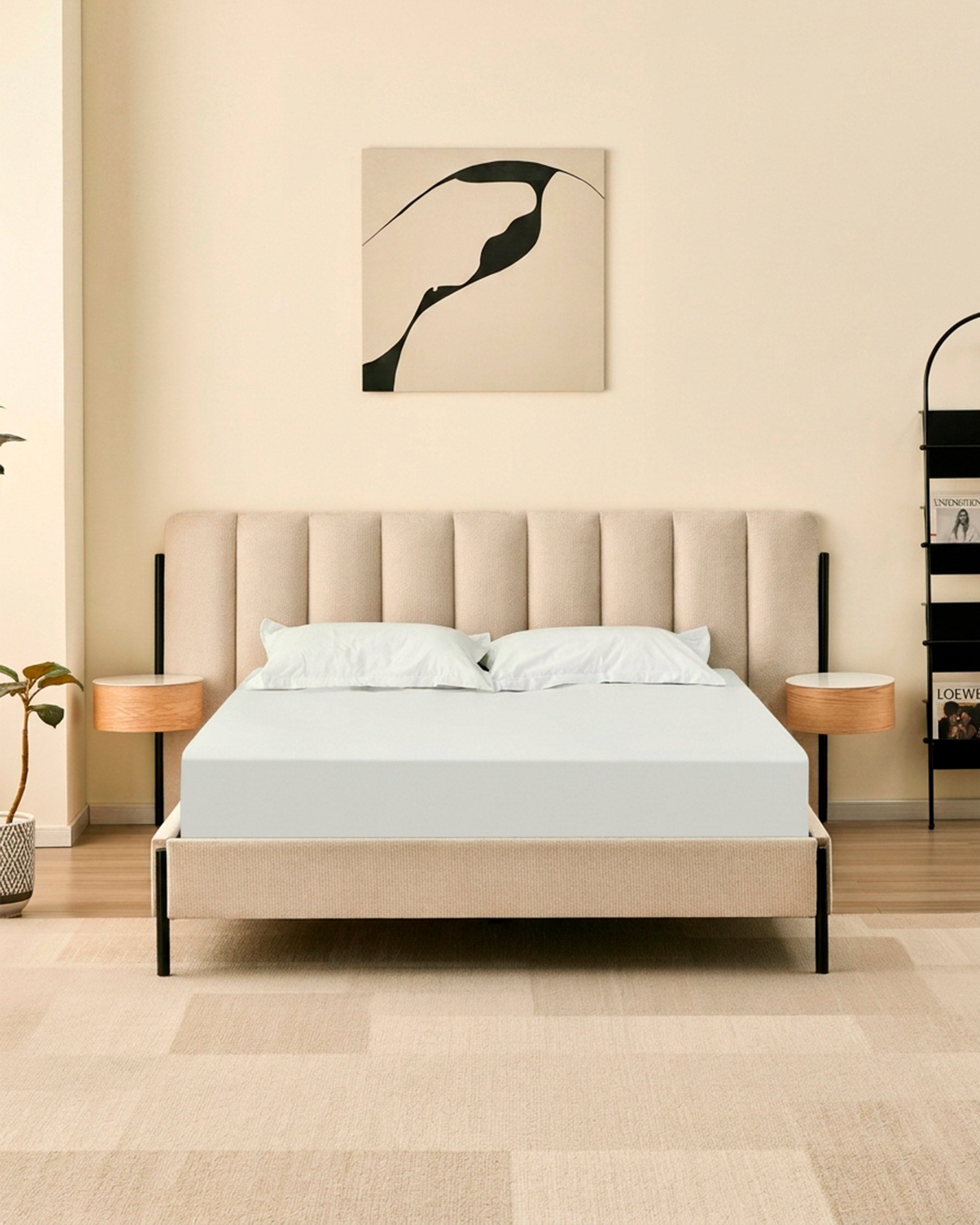 Cama de casal QUEENIE com 2 mesas de cabeceira