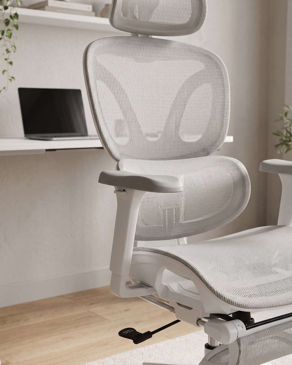 MASTER reclining office chair with footrest