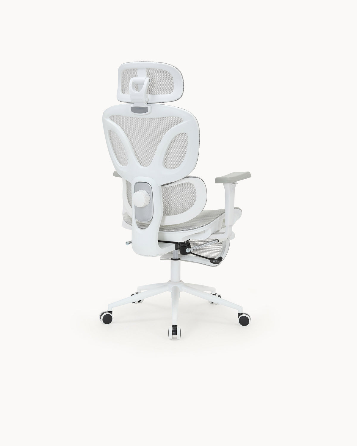 MASTER reclining office chair with footrest