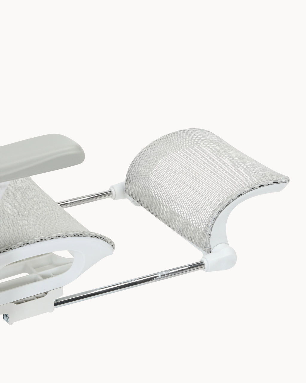 MASTER reclining office chair with footrest