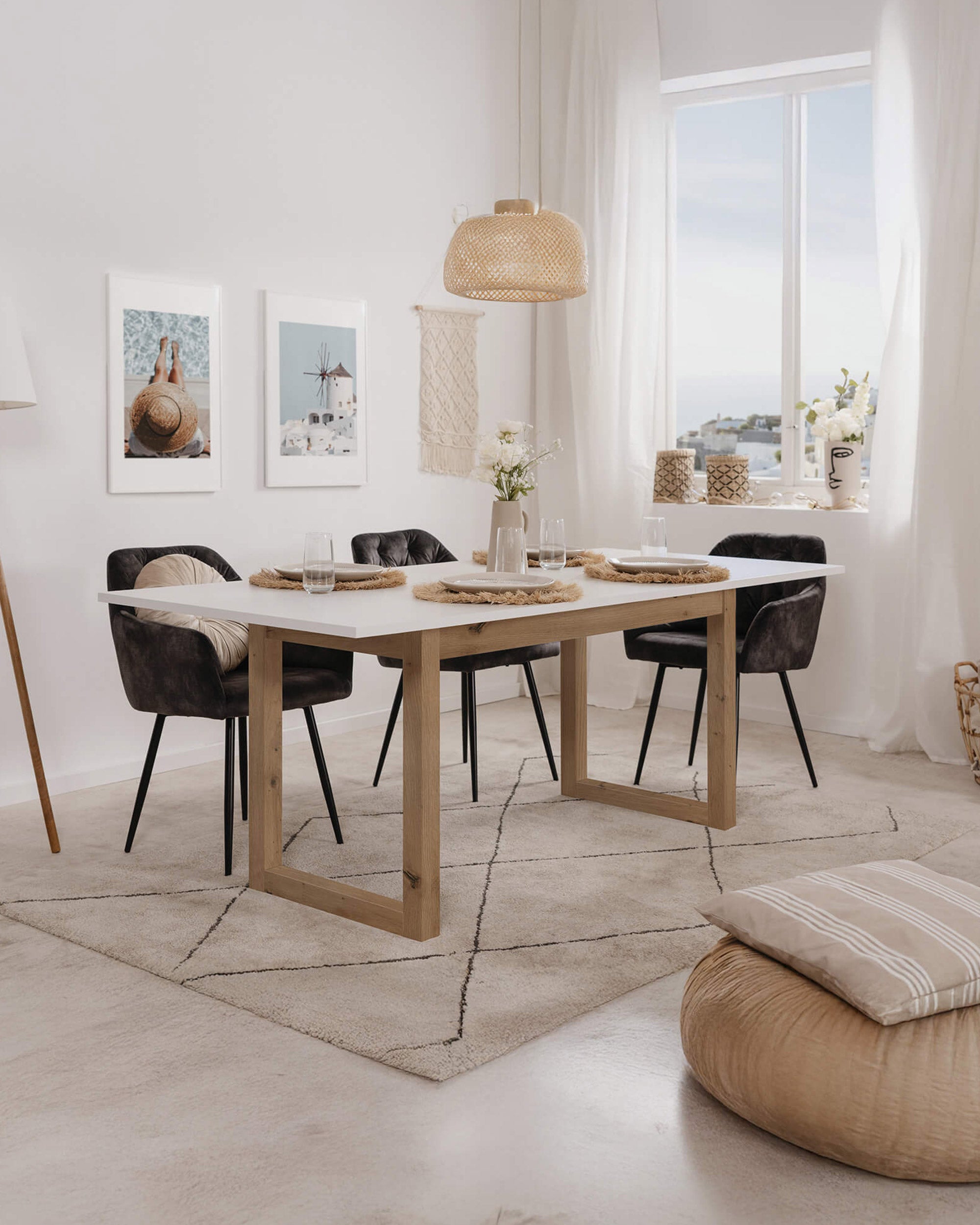 Extendable DENVER dining table (160-200cm)