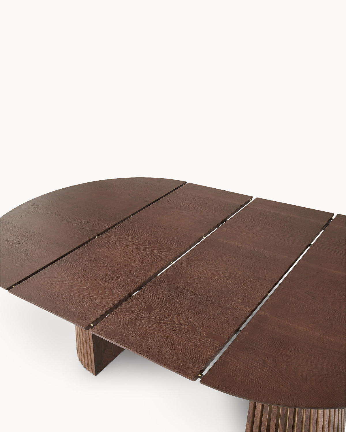 ORIGAMI extendable round dining table (120-200cm)