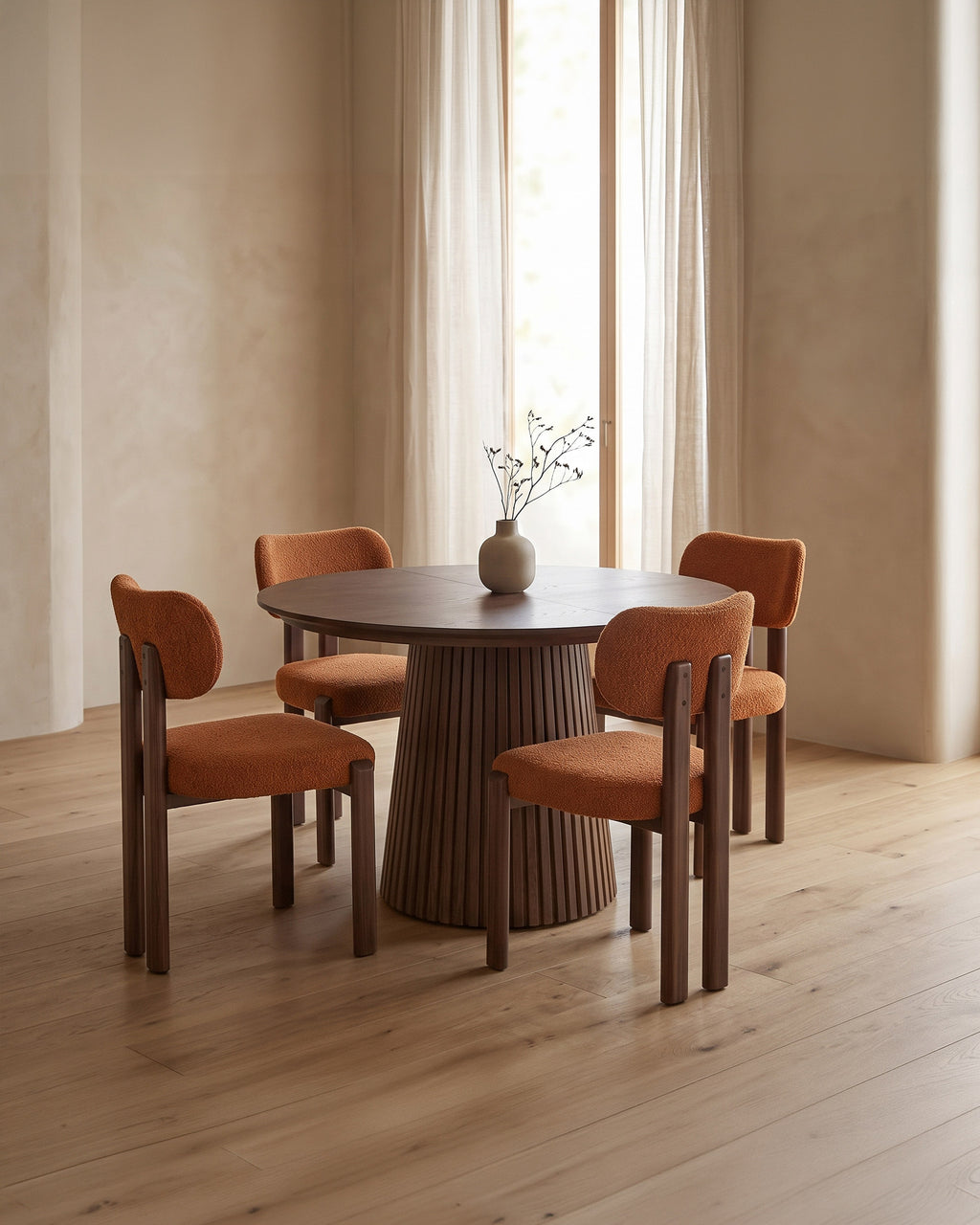 ORIGAMI extendable round dining table (120-200cm)