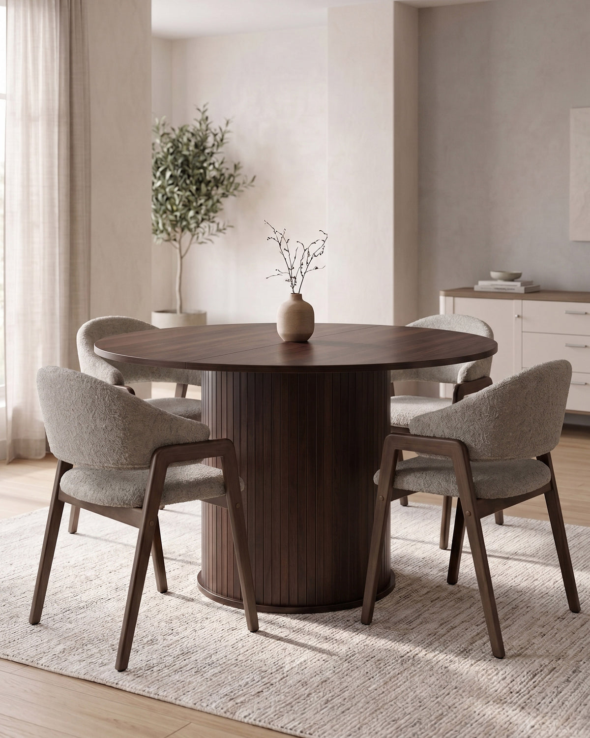 GORDON extendable round dining table (120-160cm)